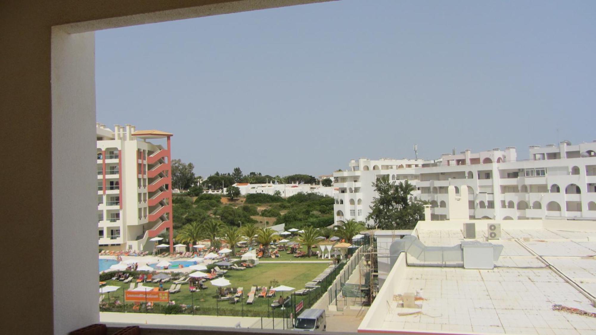 Apartamentos Vista Mar Armacao de Pera Quarto foto